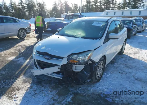 2012 Ford Focus Se из США, поврежденный, VIN 1FAHP3F23CL209394